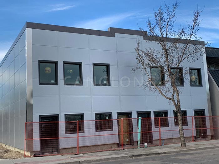 Canadian factory building with PU panels