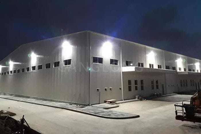 prefabricated workshop