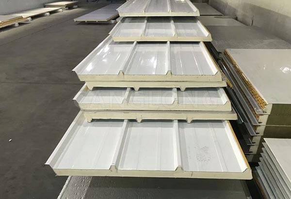PIR sandwich panels