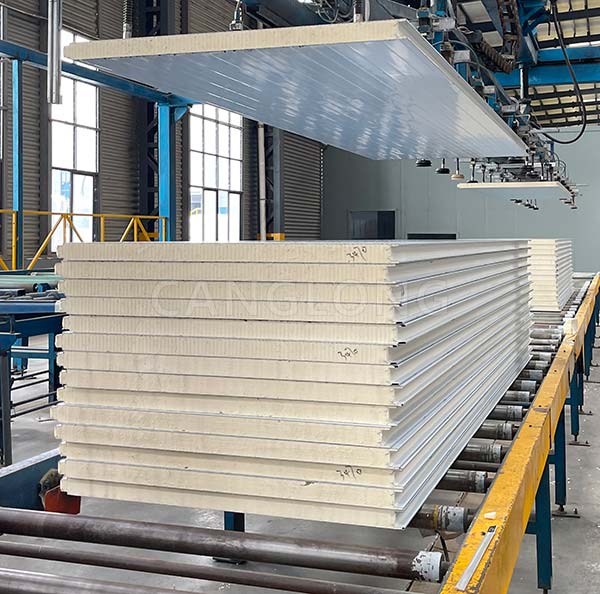PU sandwich panels