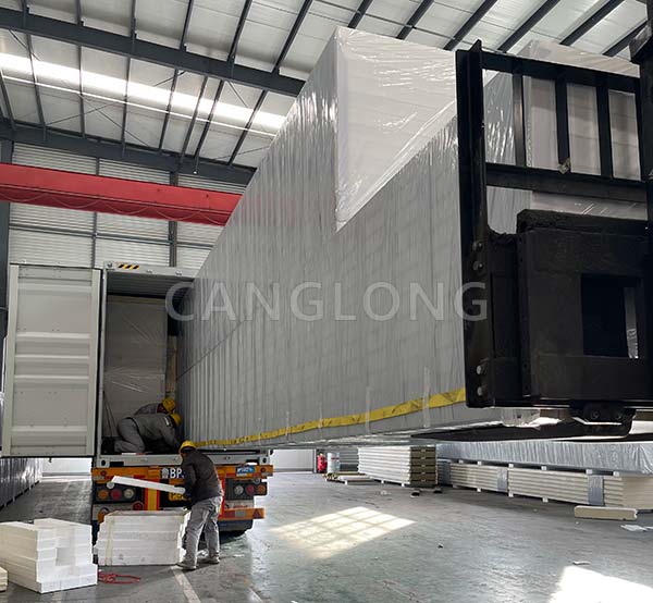 PIR cold storage panels are packaged