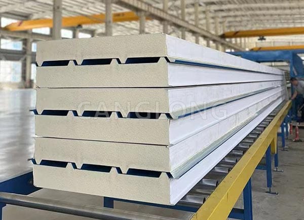 PIR sandwich panels