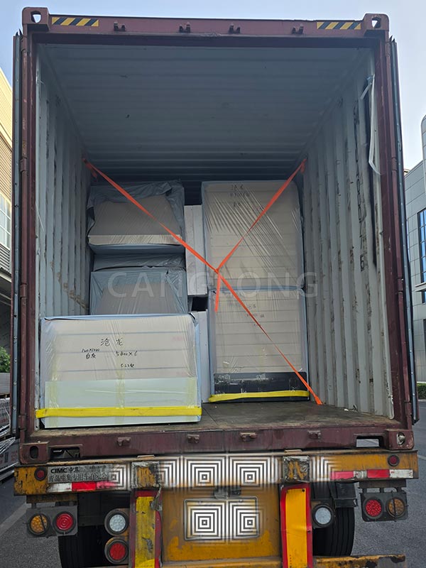 120mm thick PU wall sandwich panels delivery to Russia 120mm thick PU wall sandwich panels delivery to Russia