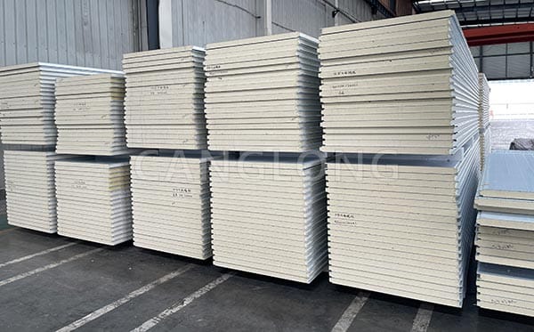 polyurethane insulation panel