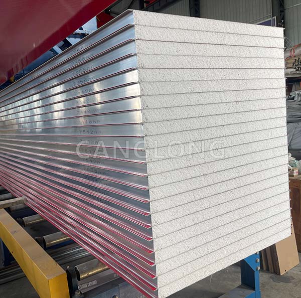 Can steel sandwich panel construction solve the global housing crisis? Can steel sandwich panel construction solve the global housing crisis?