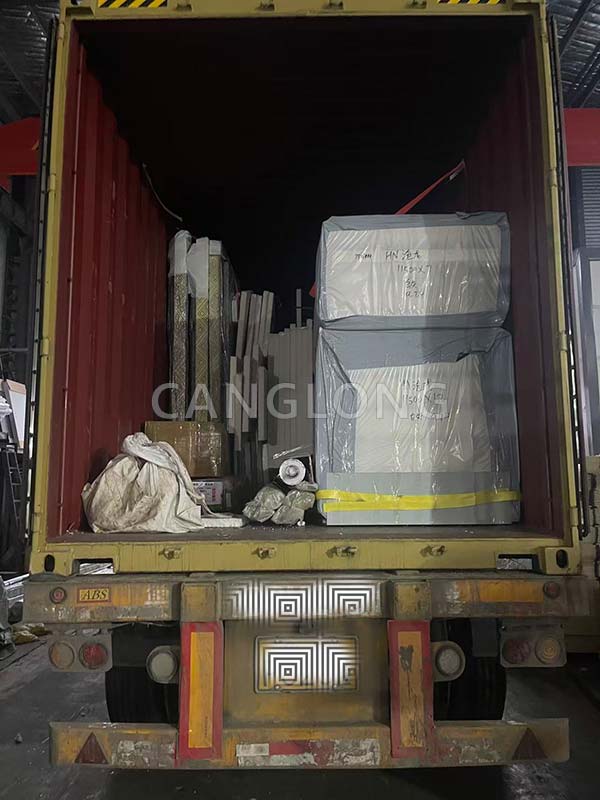 polyurethane cold room panels shipped