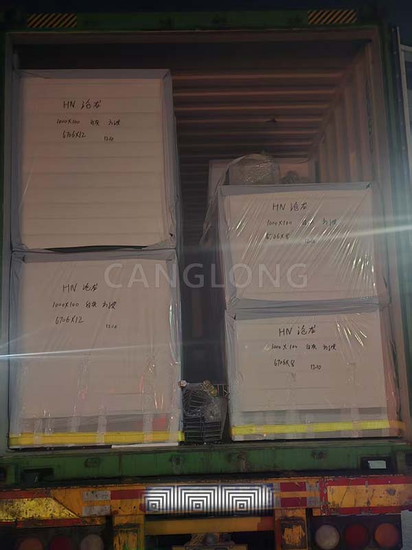 PU cold room panel shipment