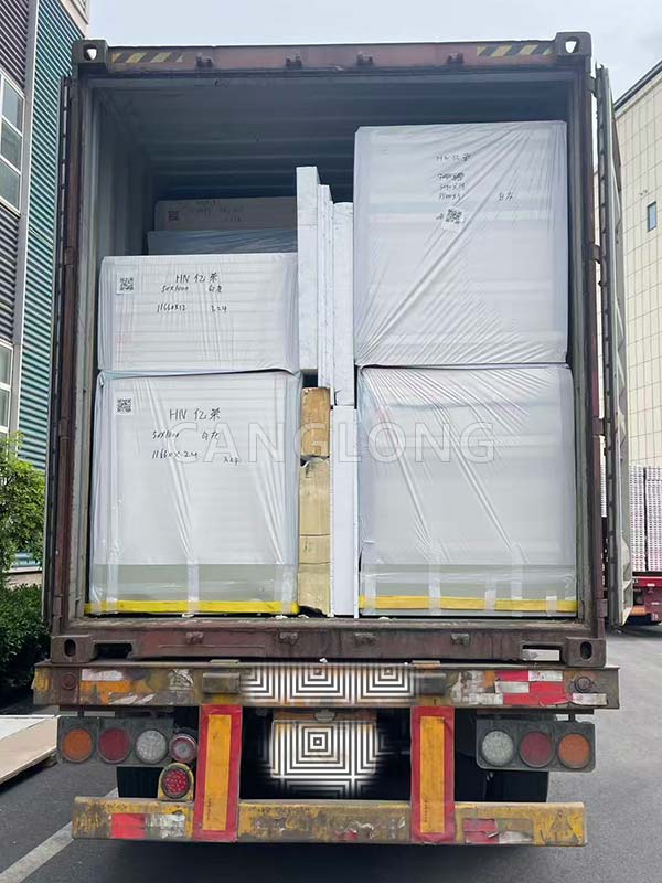 PU sandwich panels shipment