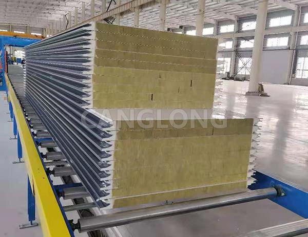 Polyurethane (PU) Edge-Sealed Rock Wool Board