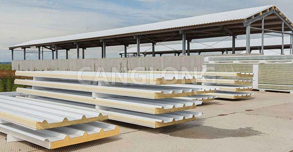 polyurethane roof panels installation