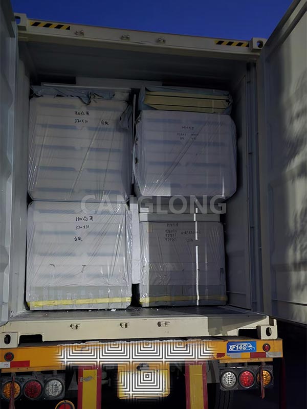 PU sandwich insulation panels shipment